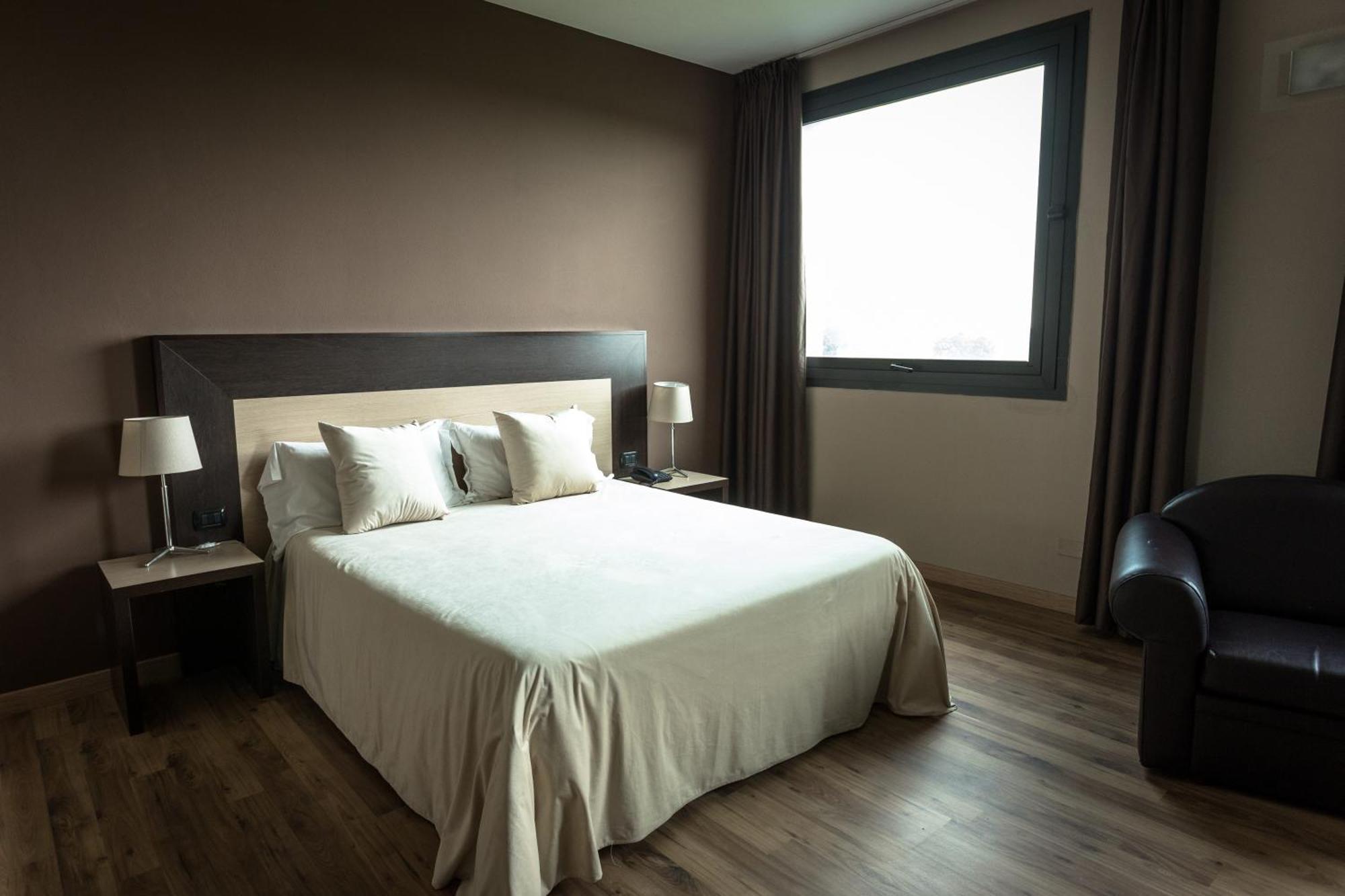 Hotel Don Camillo Brescello Εξωτερικό φωτογραφία