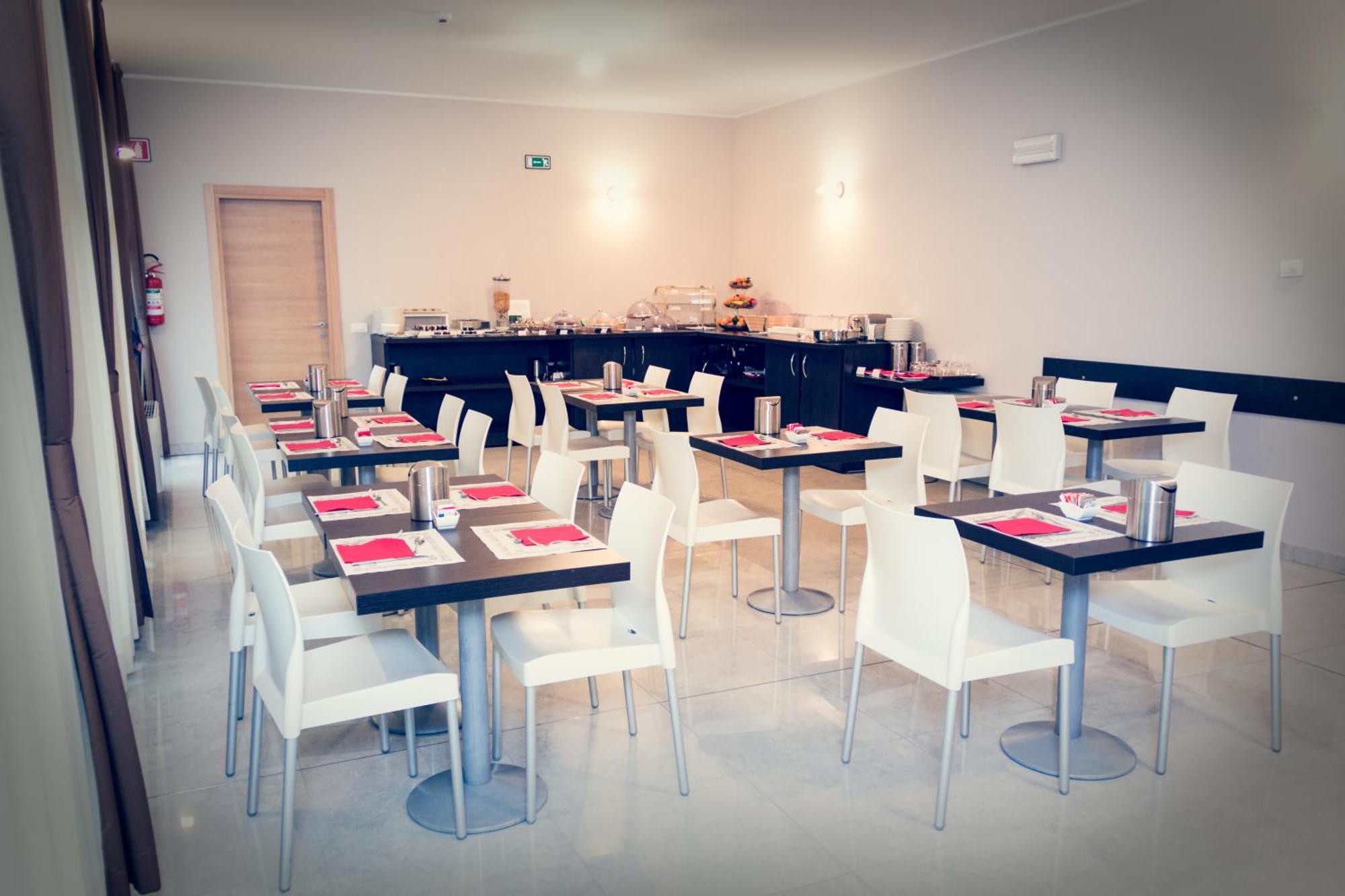 Hotel Don Camillo Brescello Εξωτερικό φωτογραφία